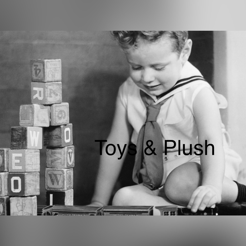 Children’s toys & plush